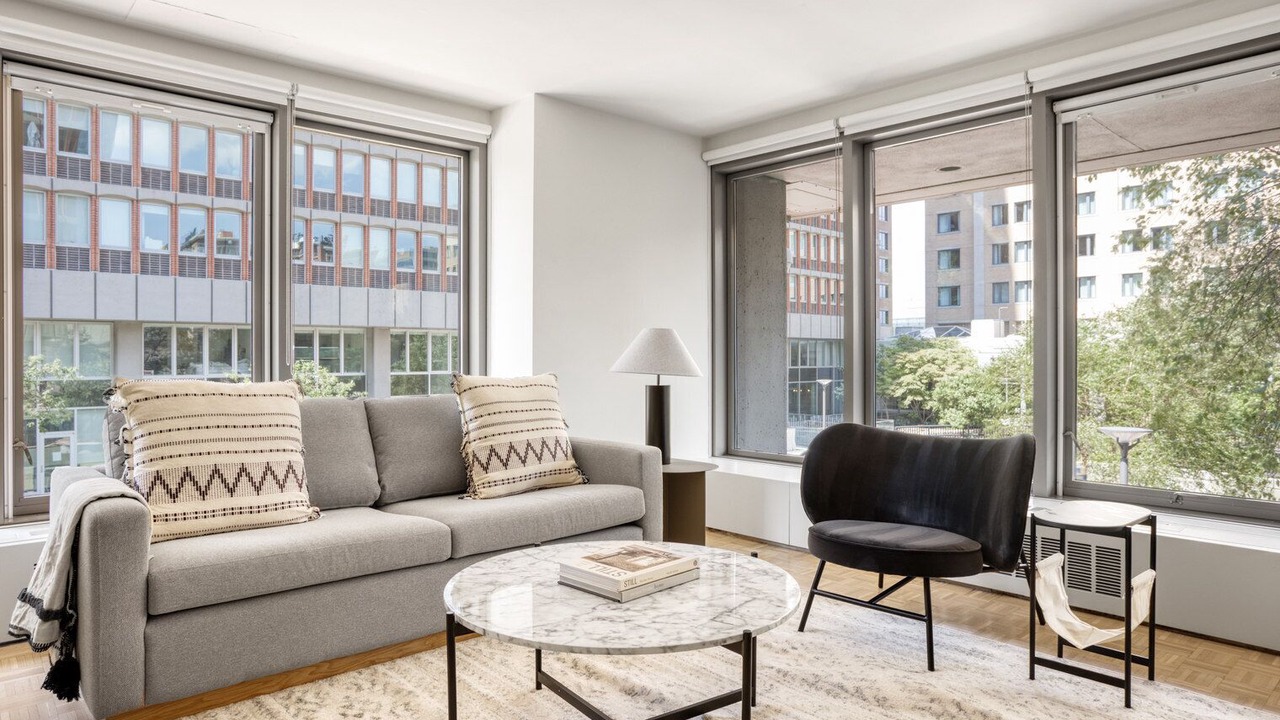Photo of Livingroom in Prudential - St. Botolph