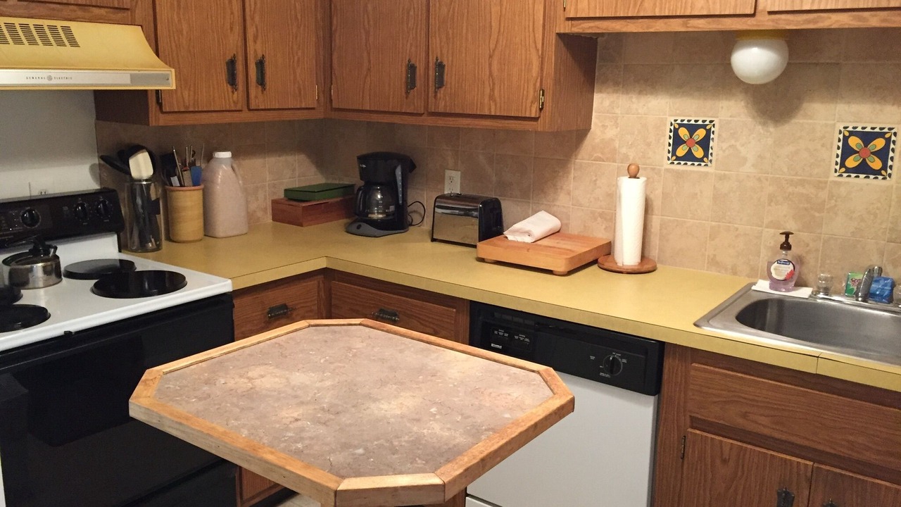 Photo of Kitchen in Lee