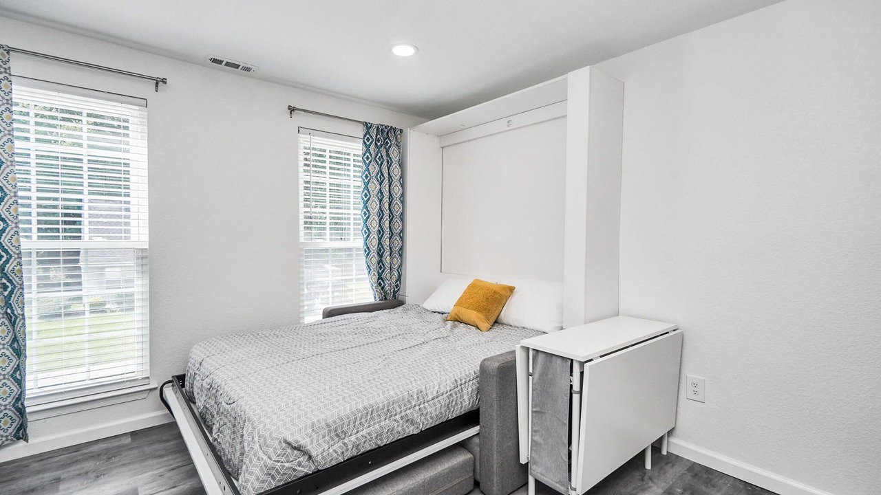 Photo of Bedroom in Norfolk - Virginia Beach