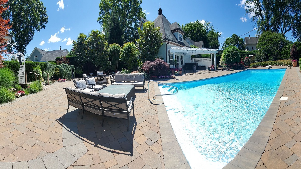 Photo of Outdoor in Rockville Centre