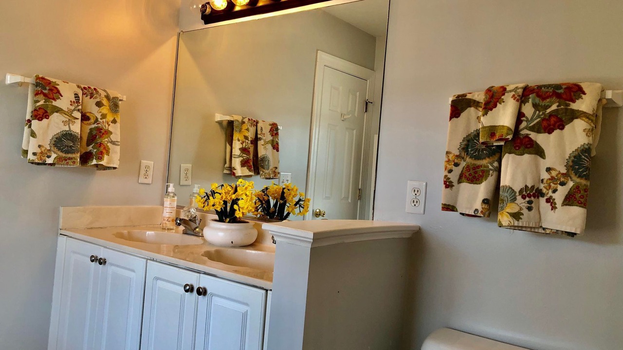 Photo of Bathroom in North Camellia Acres
