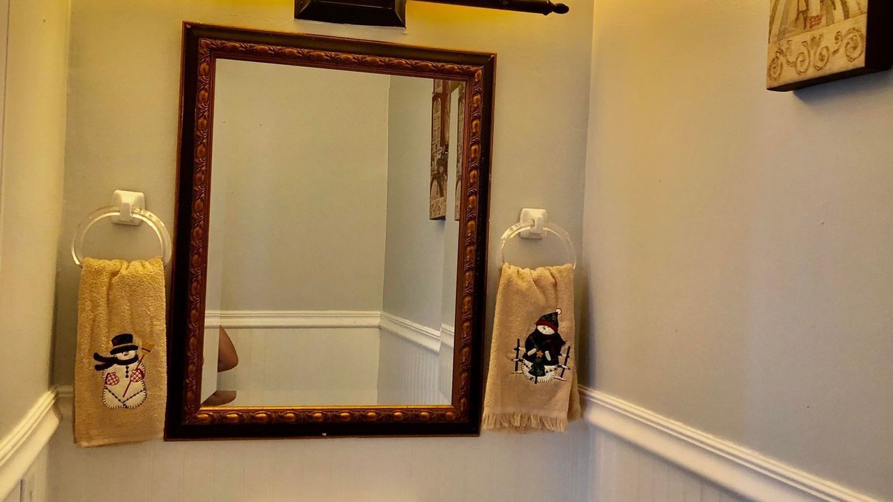Photo of Bathroom in North Camellia Acres