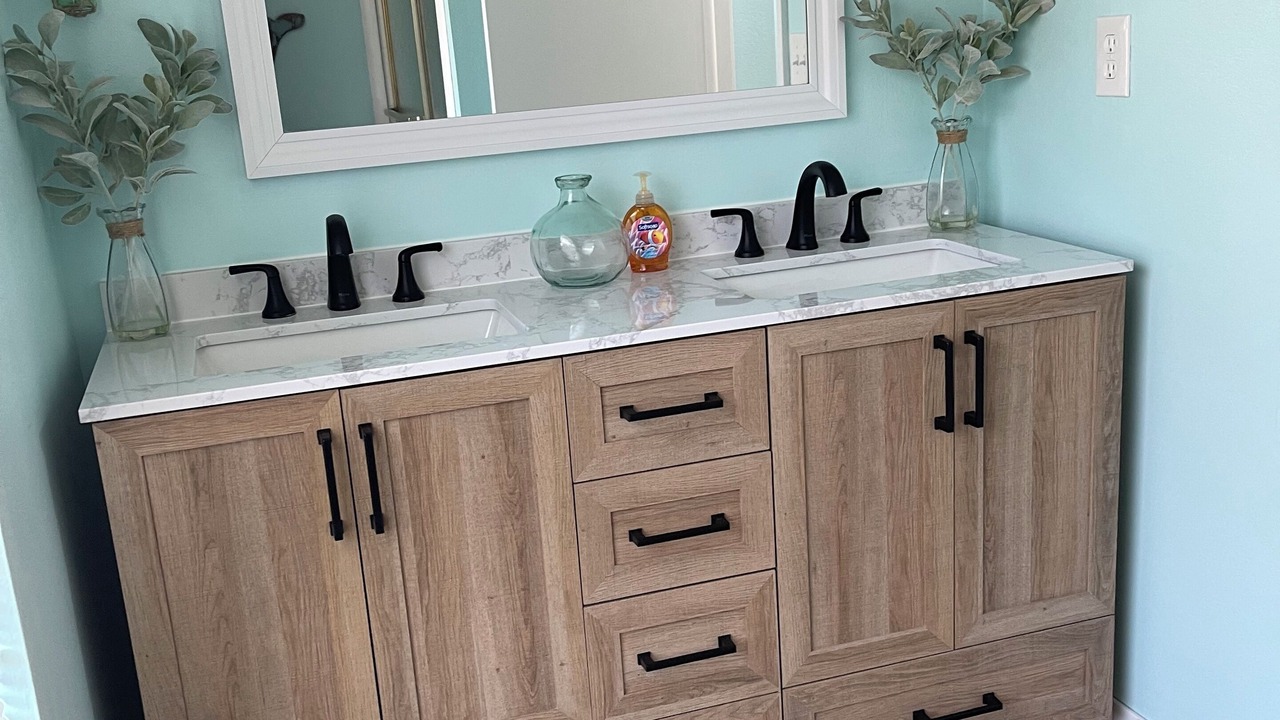 Photo of Bathroom in Indian Waters