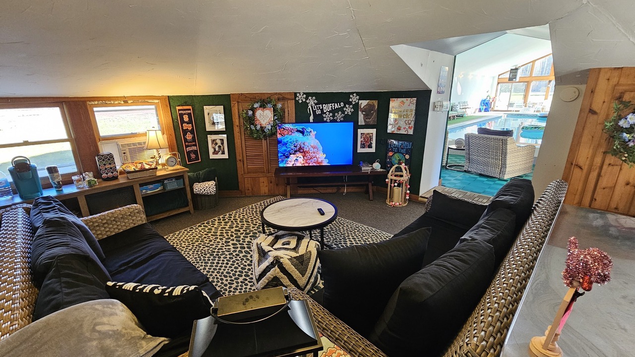 Photo of Livingroom in Eden
