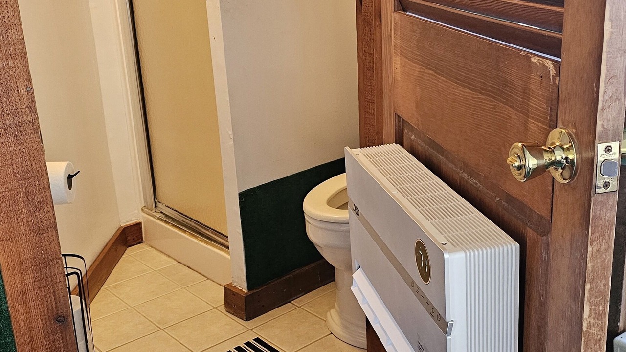 Photo of Bathroom in Eden