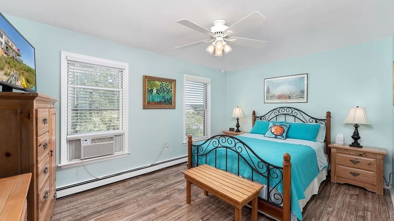 Photo of Bedroom in Shirley