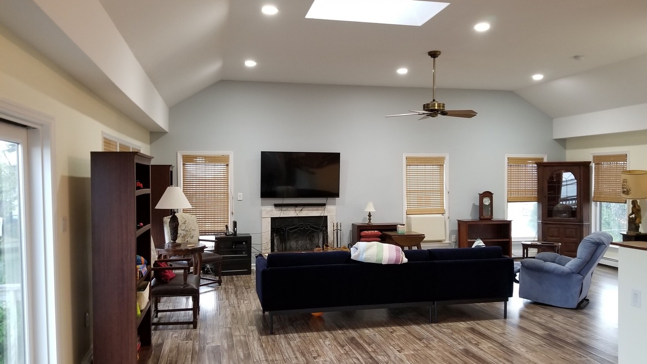 Photo of Livingroom in Shirley