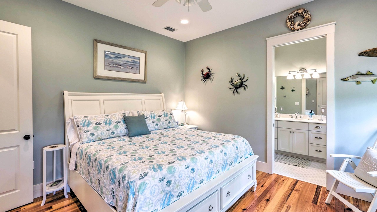 Photo of Bedroom in Panacea