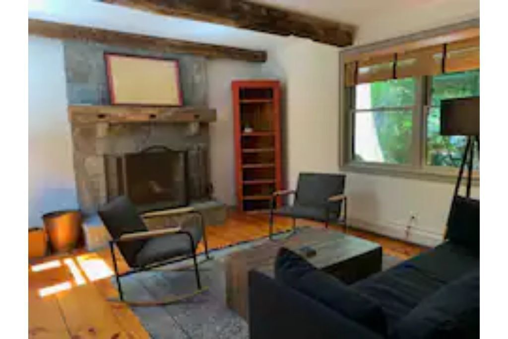 Photo of Livingroom in Town of Marbletown