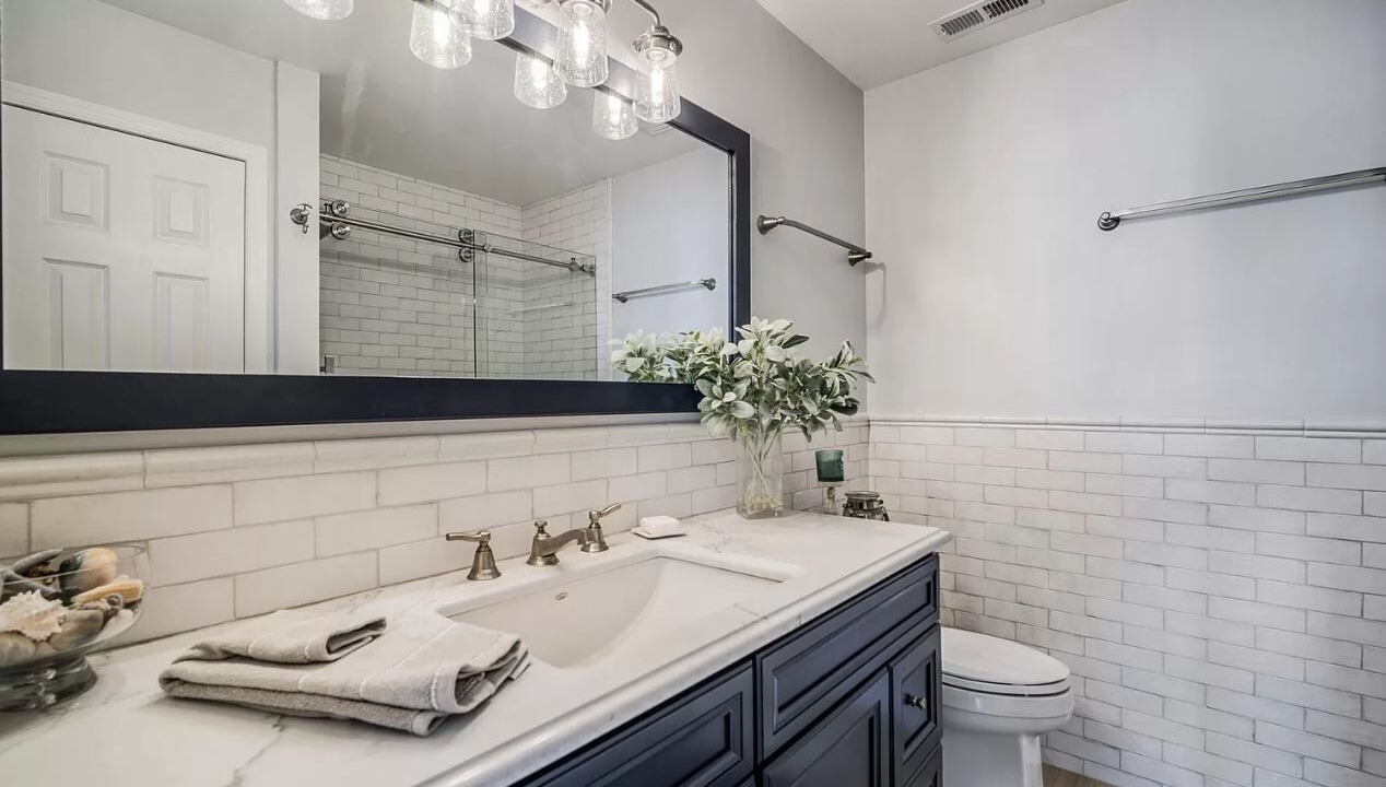 Photo of Bathroom in A-Zone