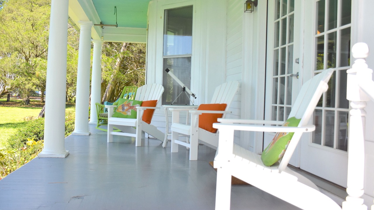 Photo of Patio Balcony in Grimstead
