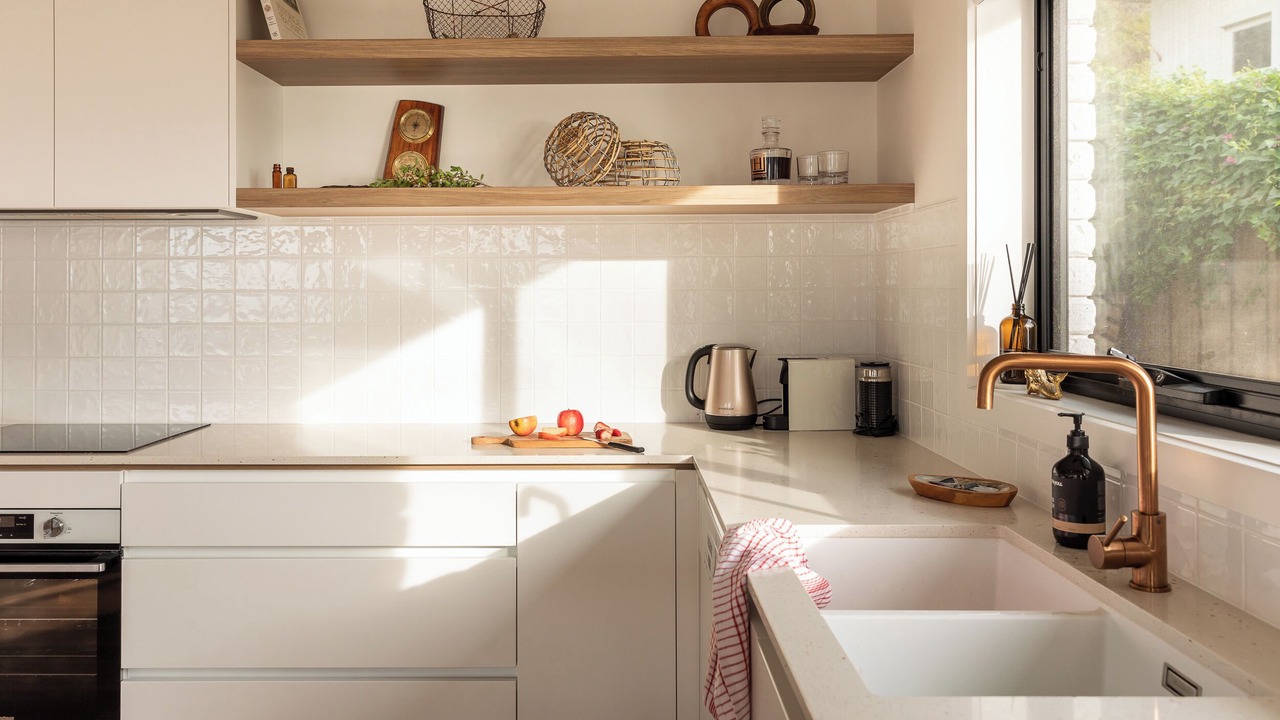 Photo of Kitchen in Binalong Bay