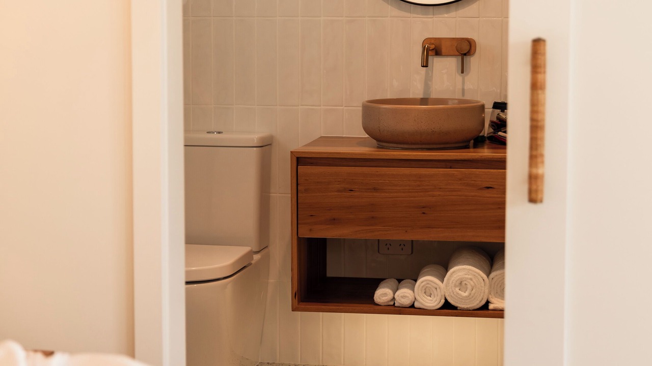 Photo of Bathroom in Binalong Bay