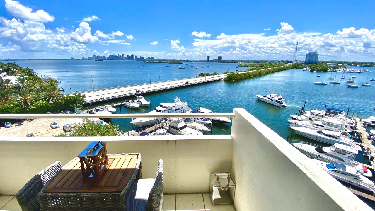 Photo of Outdoor in North Bay Village
