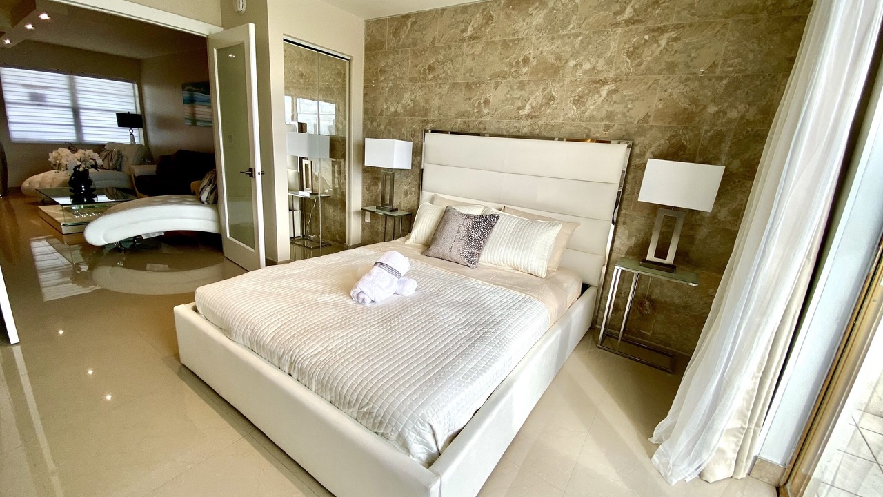 Photo of Bedroom in North Bay Village