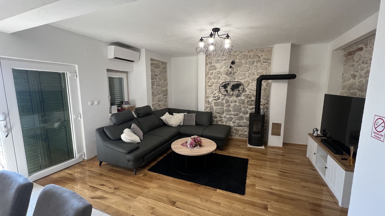 Photo of Livingroom in Podgora