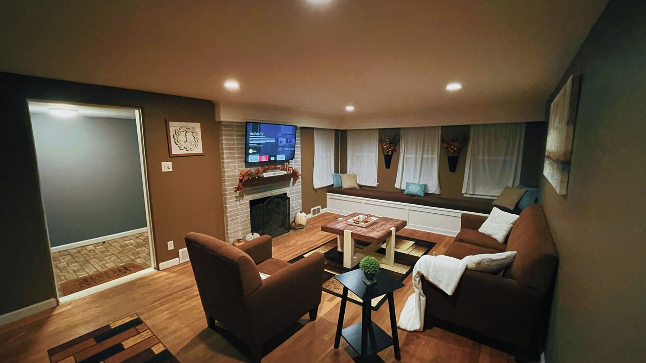 Photo of Livingroom in Roseland