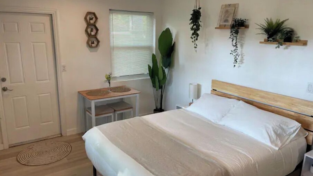 Photo of Bedroom in Northeast Miami