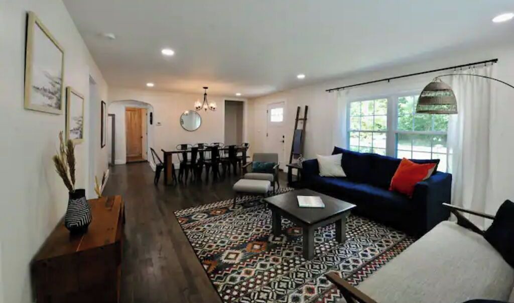 Photo of Livingroom in La Porte