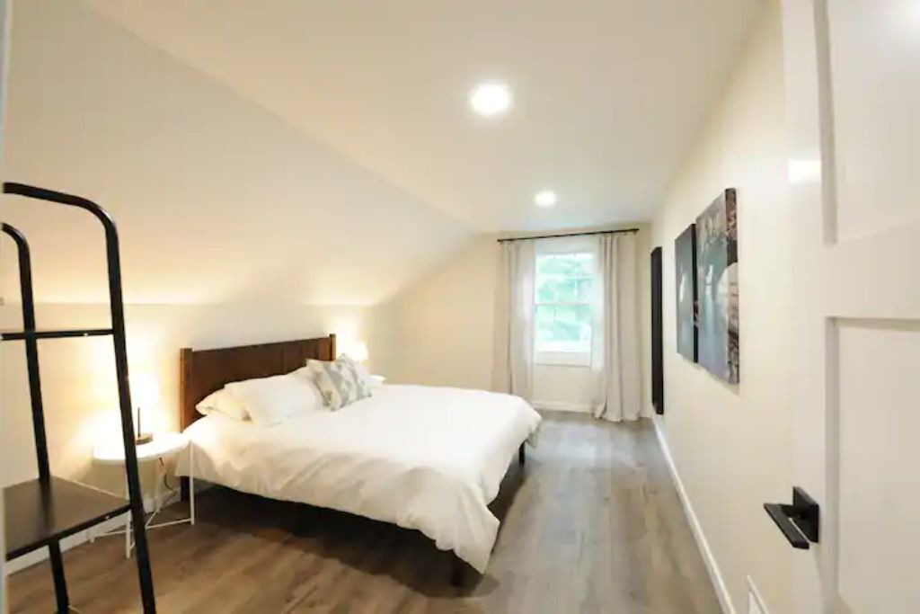 Photo of Bedroom in La Porte