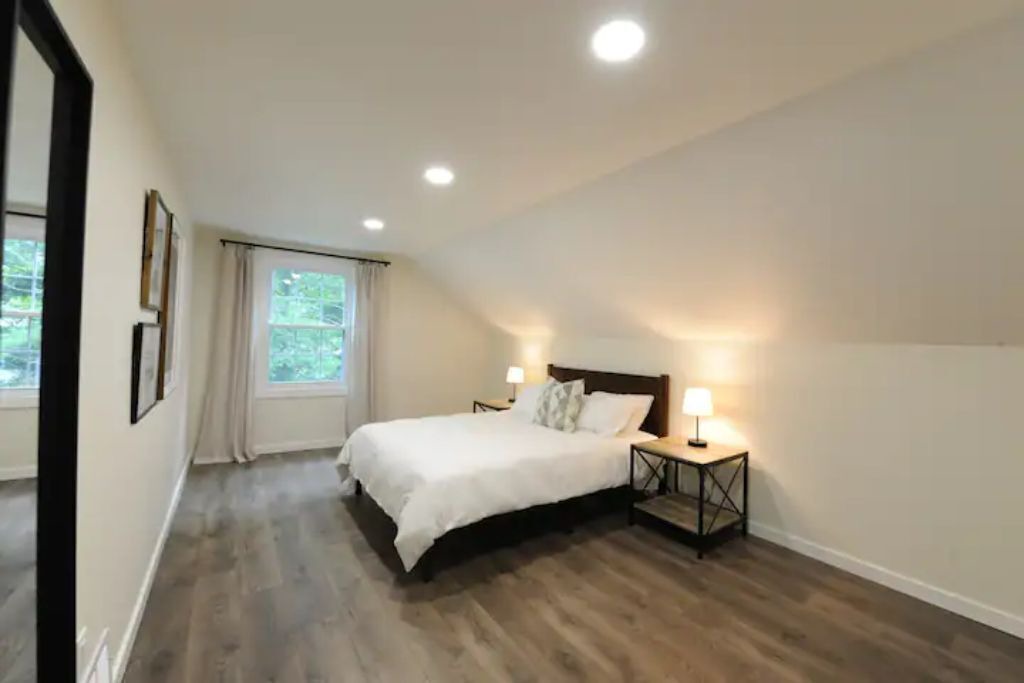 Photo of Bedroom in La Porte