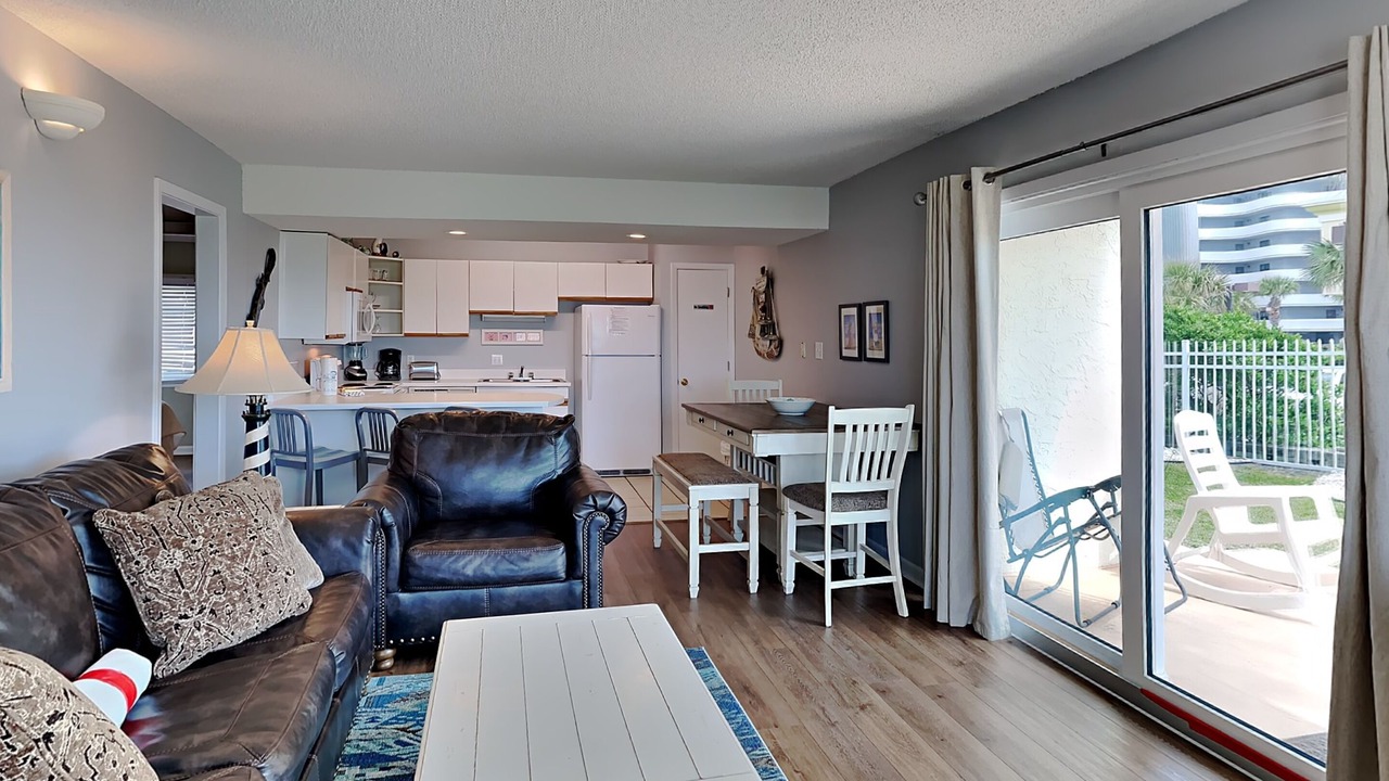 Photo of Livingroom in Fort Walton Beach