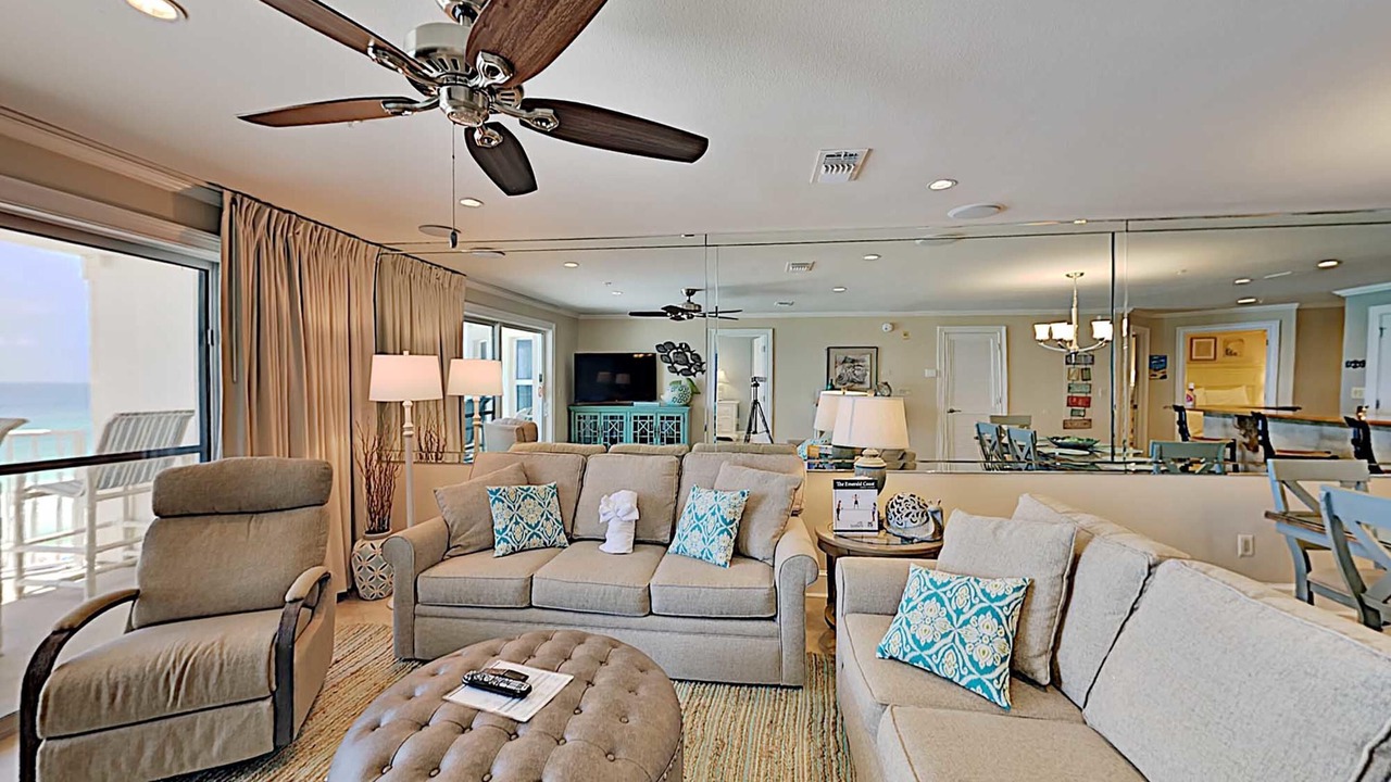 Photo of Livingroom in Crystal Beach