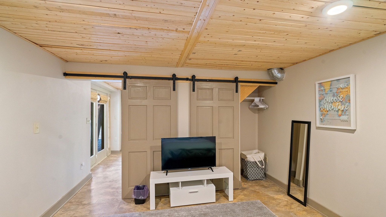 Photo of Bedroom in Hadley
