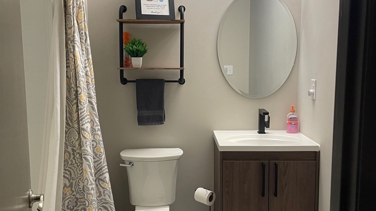 Photo of Bathroom in Haysi