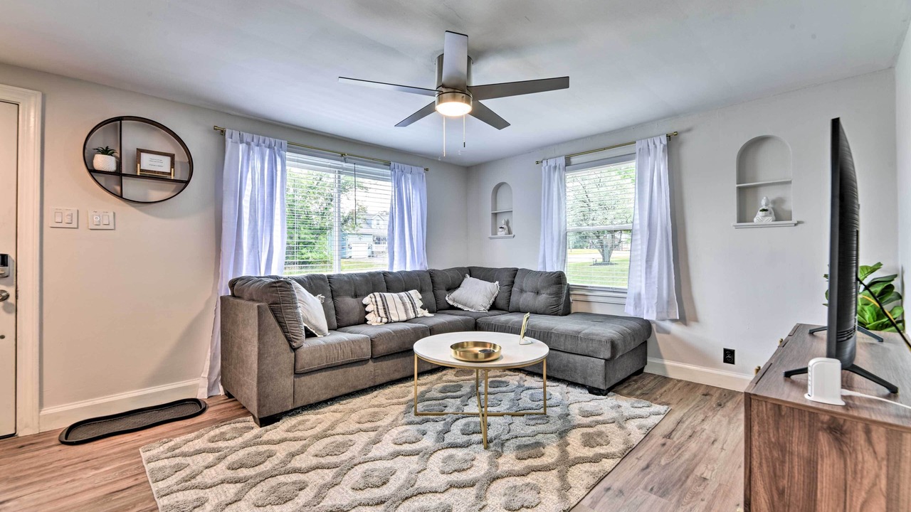 Photo of Livingroom in Orchard Park