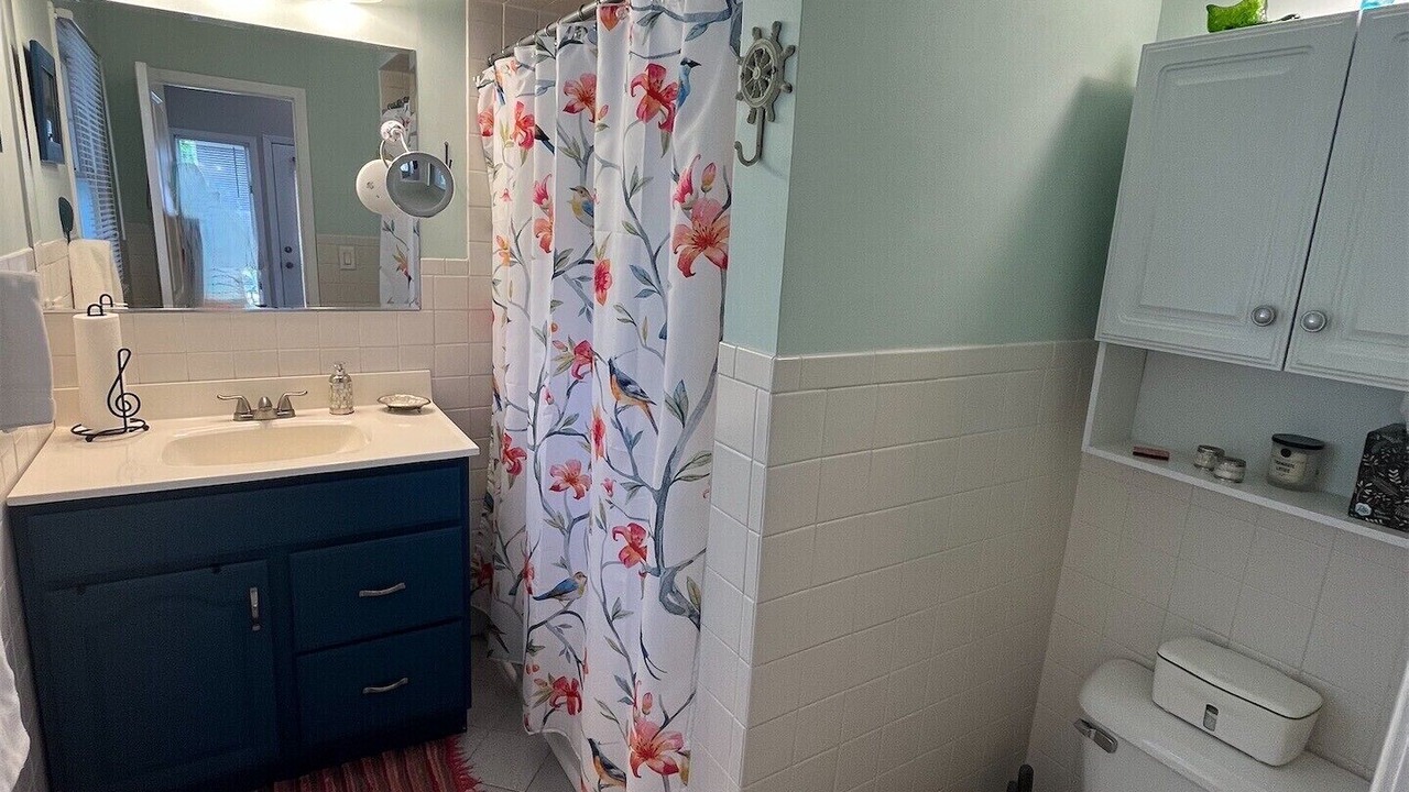 Photo of Bathroom in East Shoreham