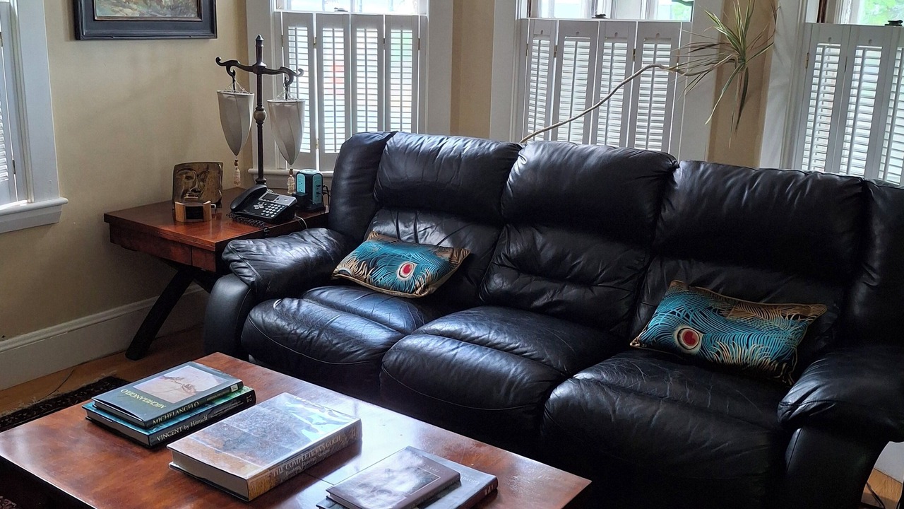 Photo of Livingroom in Readville