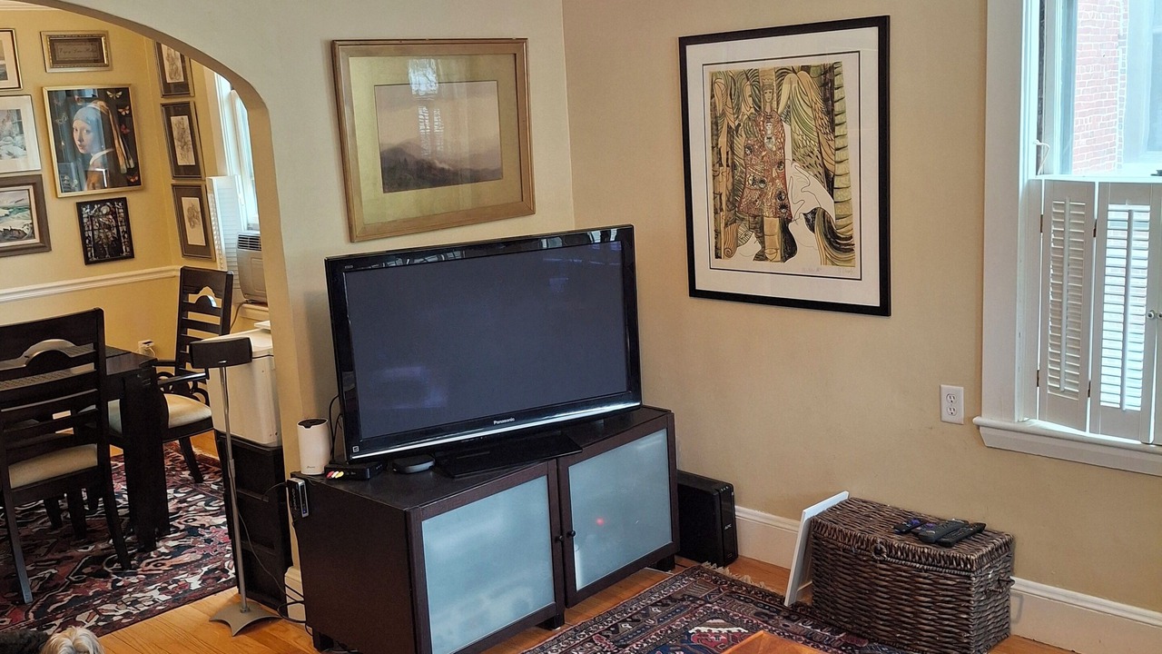 Photo of Livingroom in Readville