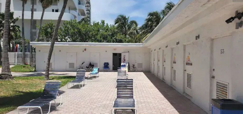 Photo of Outdoor in Mid Beach