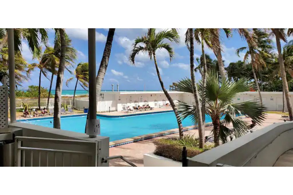 Photo of Outdoor in Mid Beach