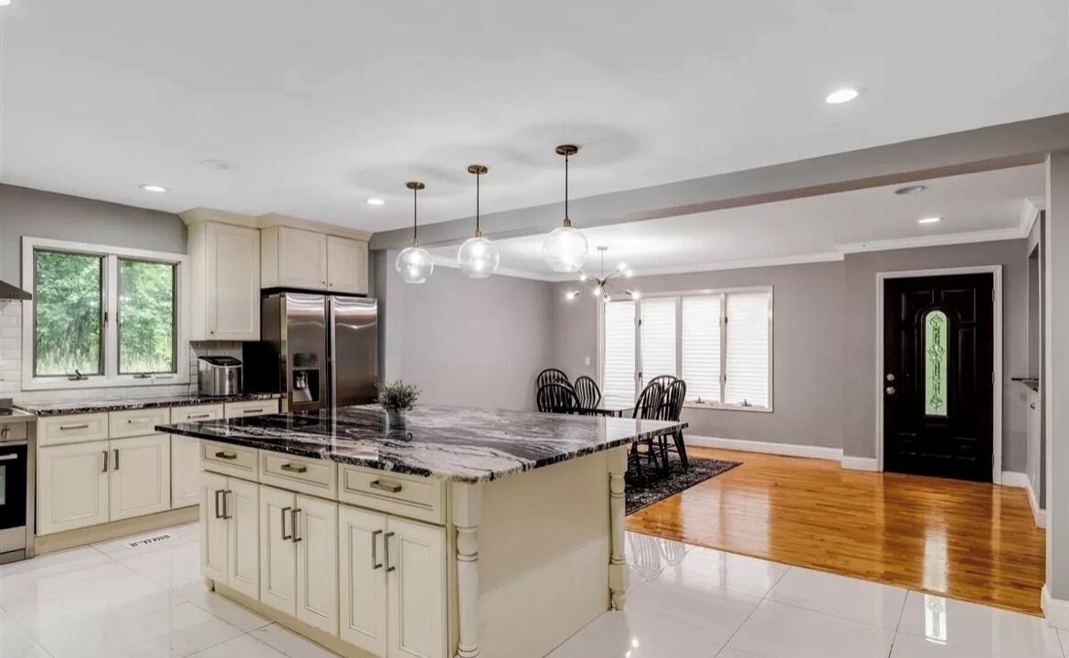 Photo of Kitchen in Fort Salonga