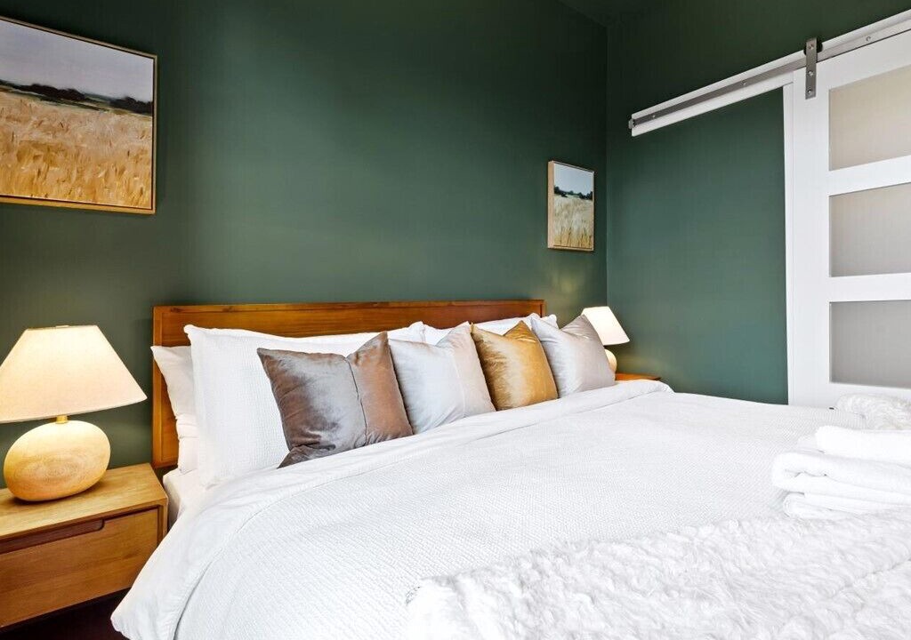 Photo of Bedroom in Old Town West