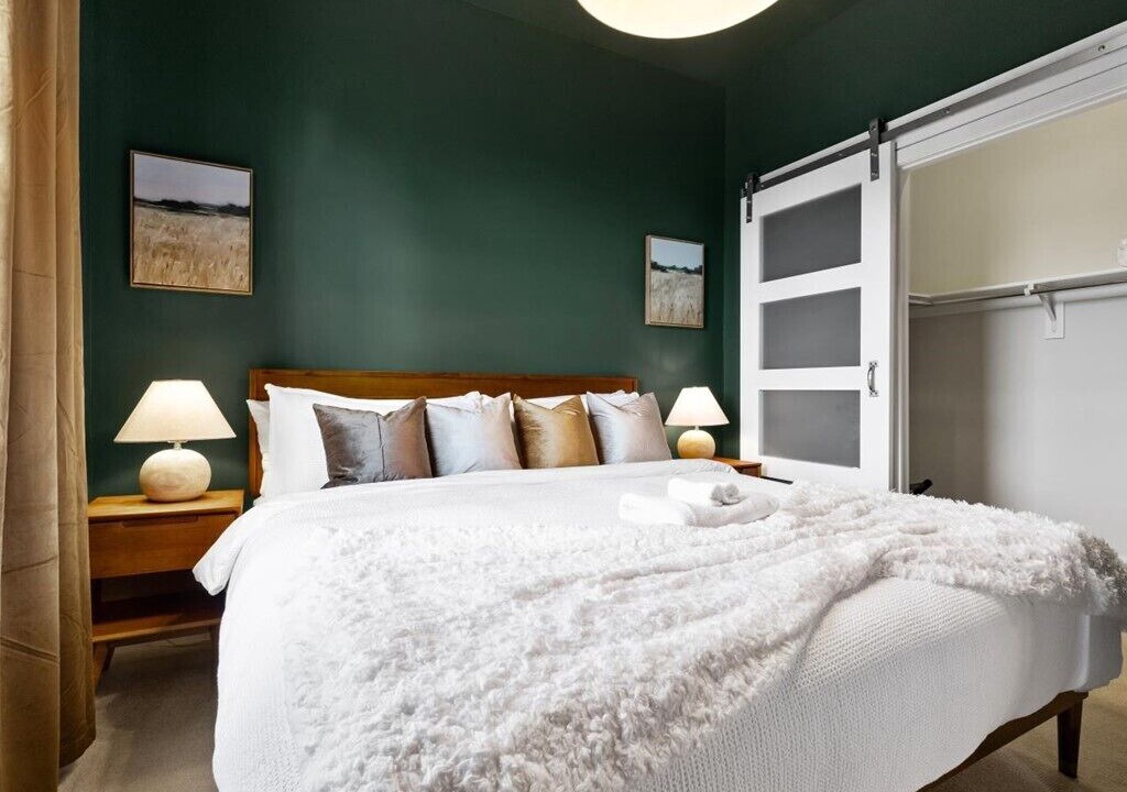 Photo of Bedroom in Old Town West