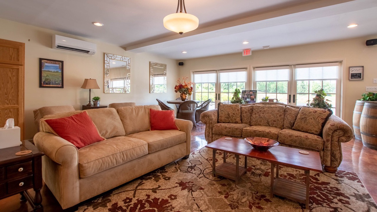 Photo of Livingroom in Town of Varick