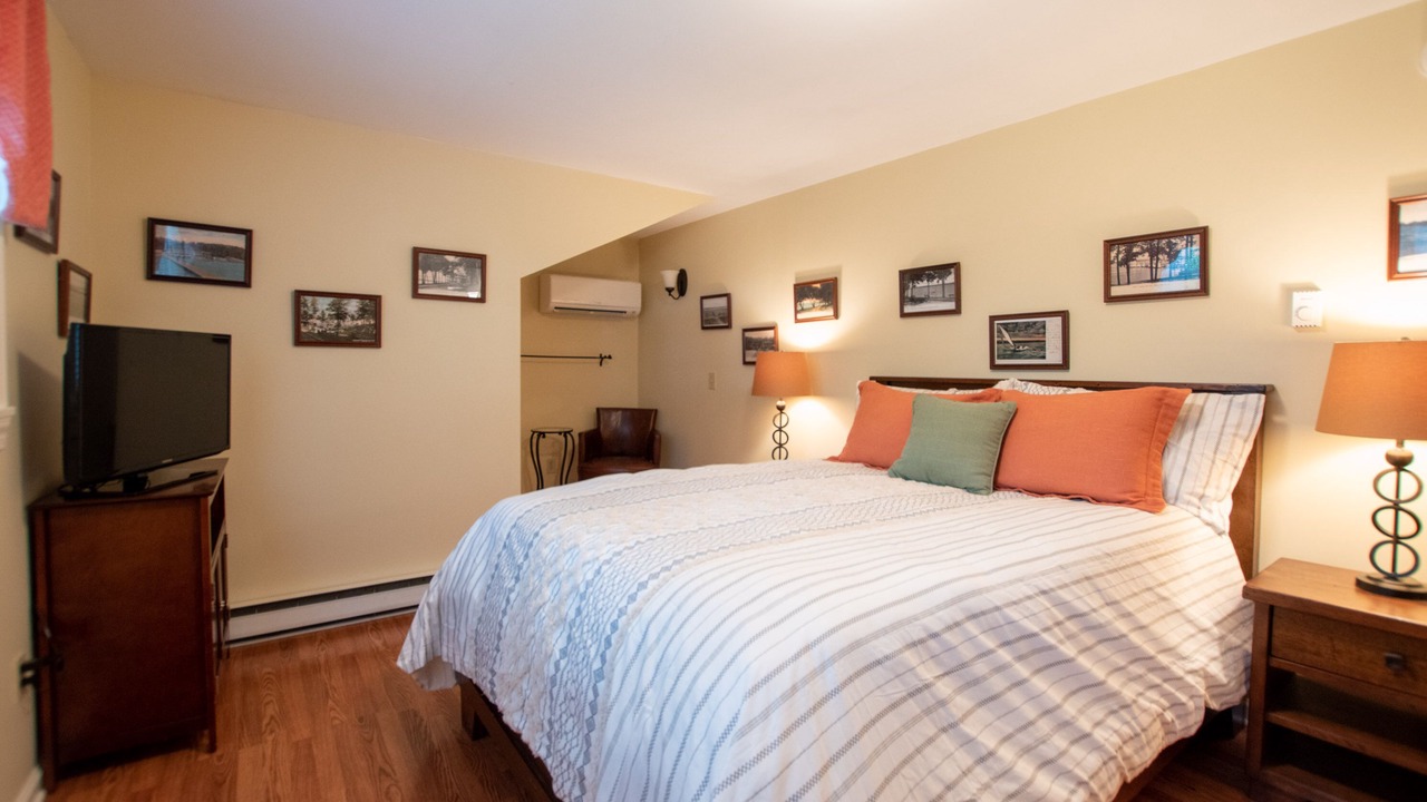 Photo of Bedroom in Town of Varick
