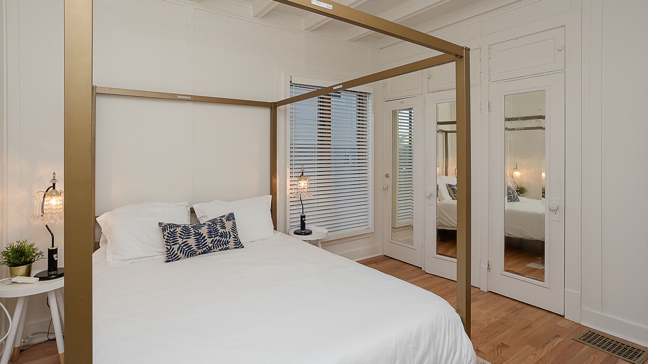 Photo of Bedroom in Michigan City