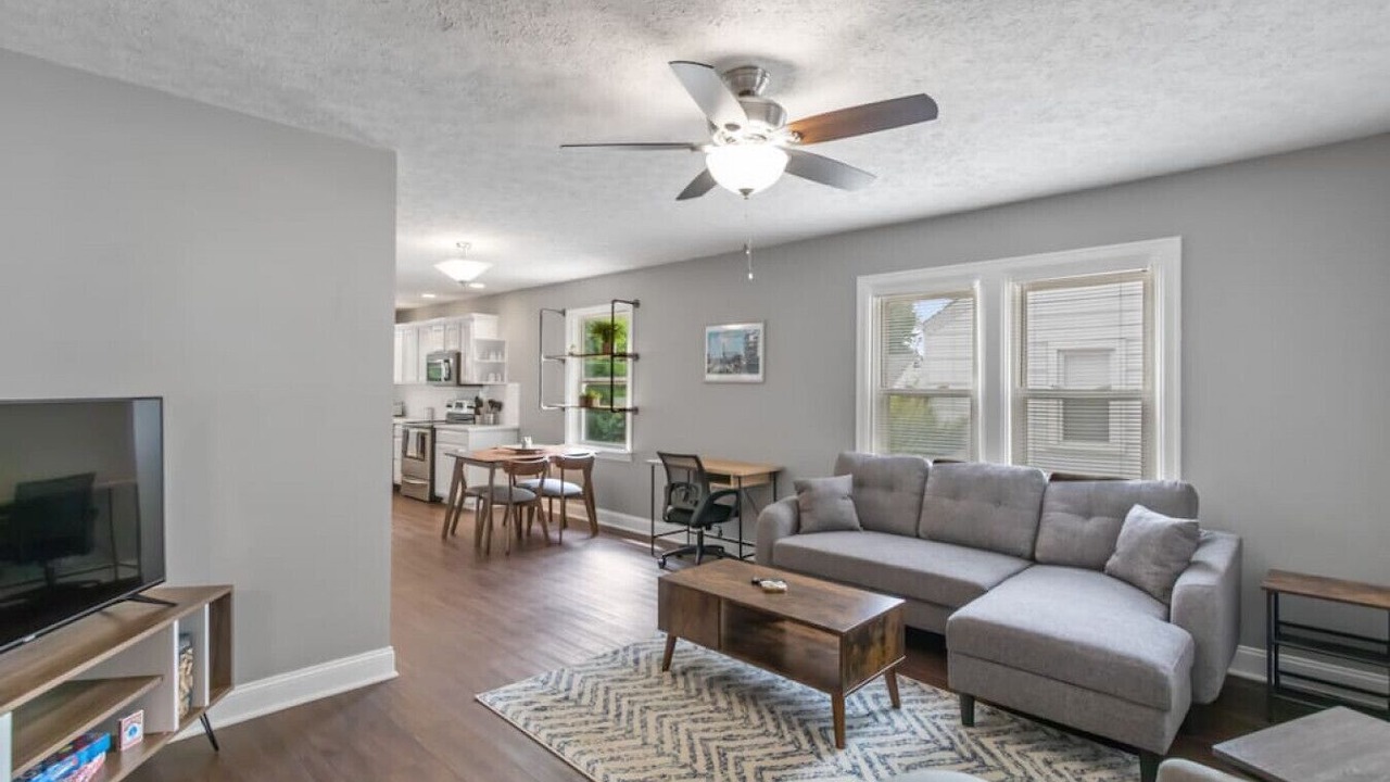 Photo of Livingroom in Speedway