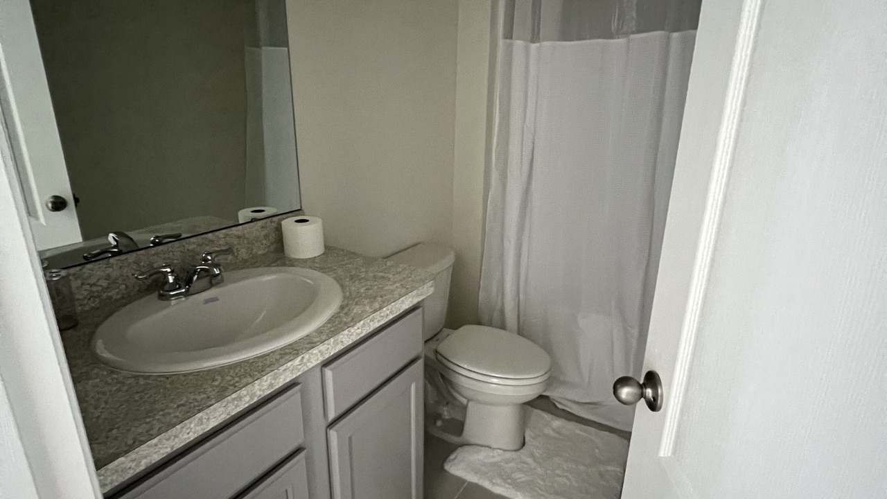 Photo of Bathroom in Cypress Gardens