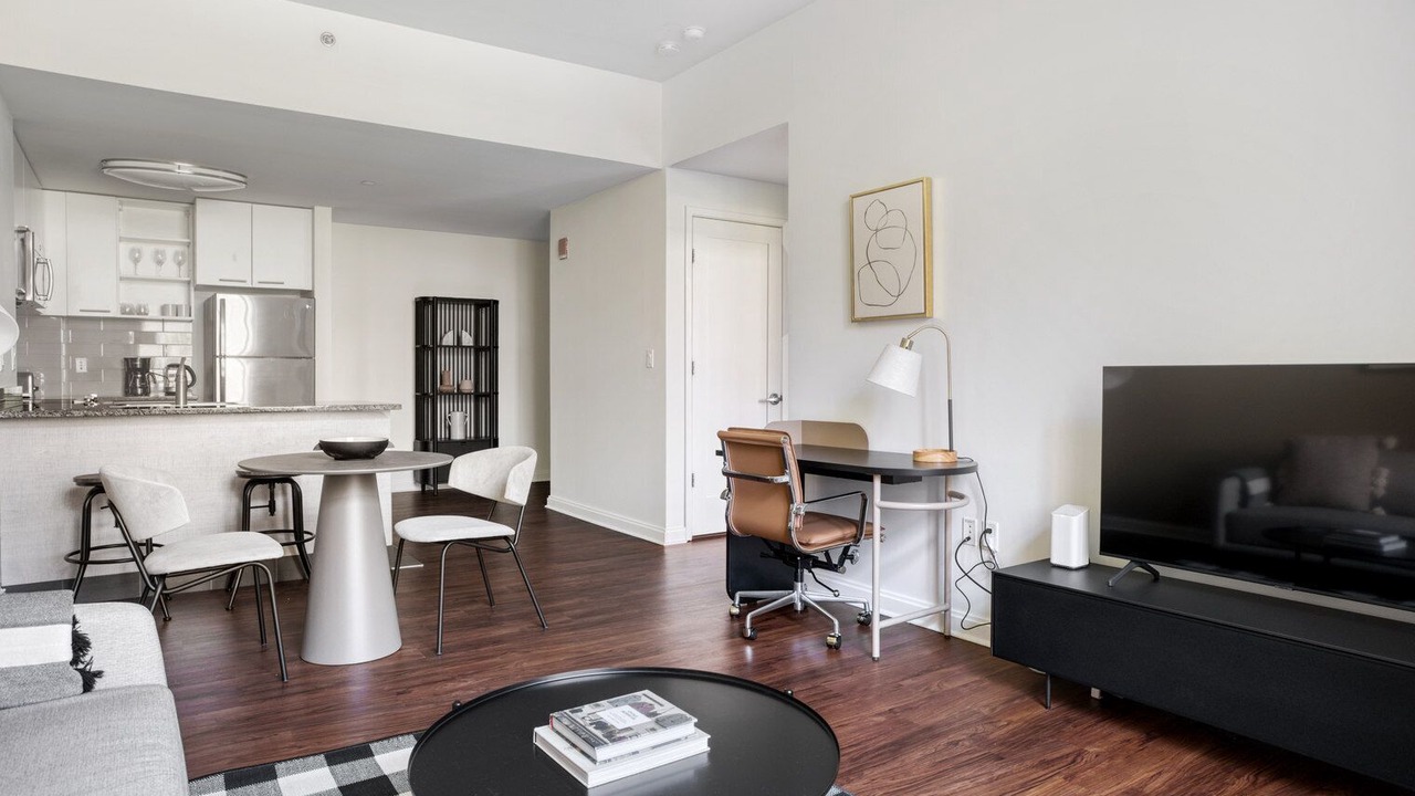 Photo of Livingroom in East Cambridge