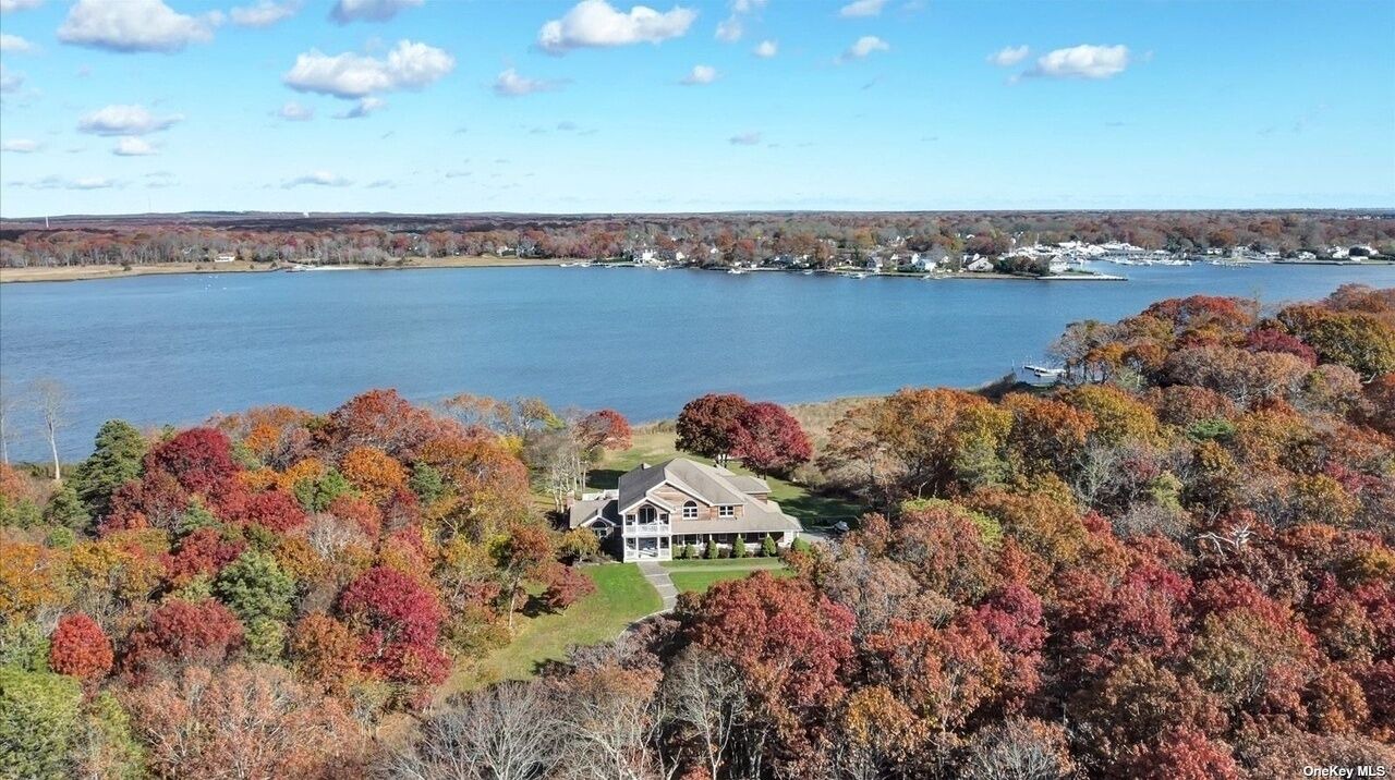 Photo of Others in Mastic
