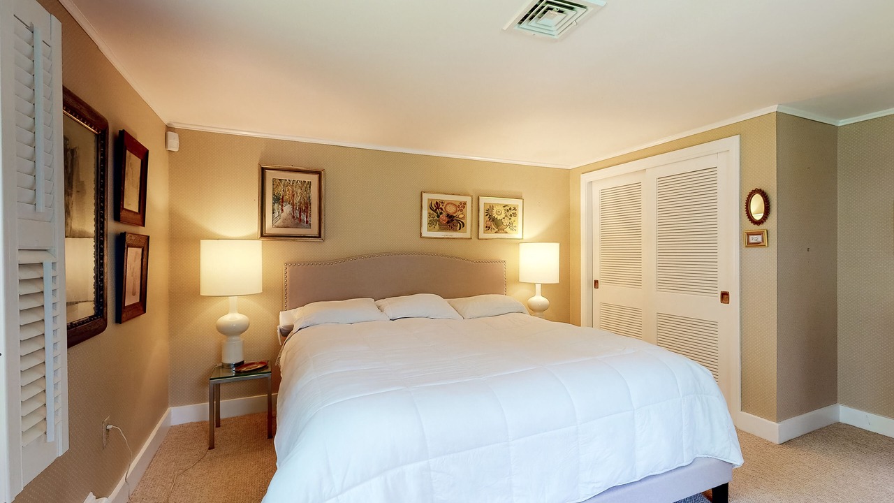 Photo of Bedroom in Yarmouth Port