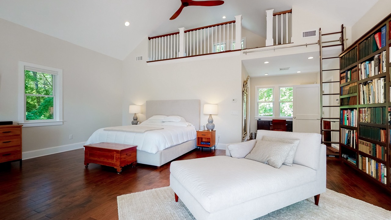 Photo of Bedroom in Yarmouth Port