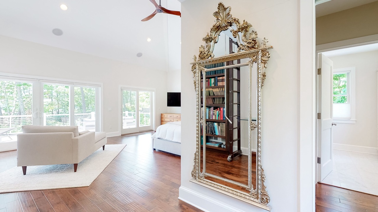 Photo of Bedroom in Yarmouth Port