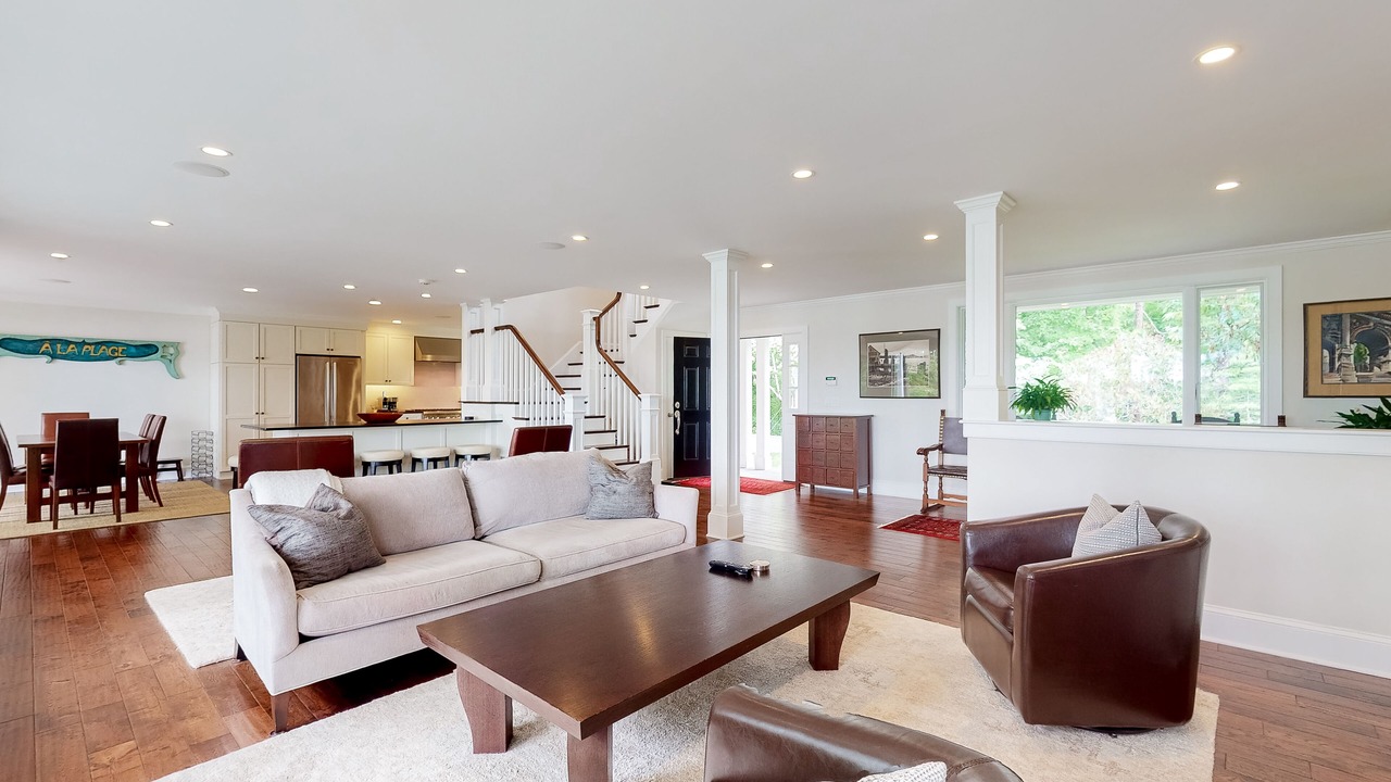 Photo of Livingroom in Yarmouth Port