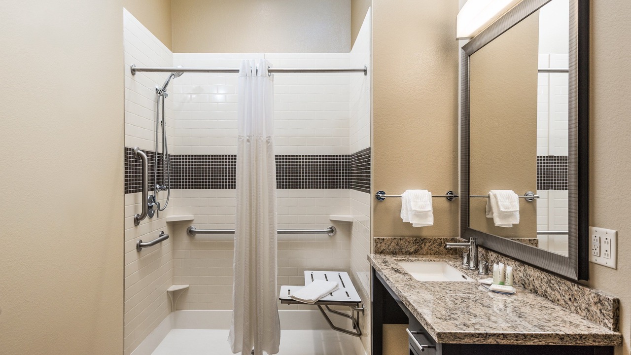 Photo of Bathroom in Lakeland